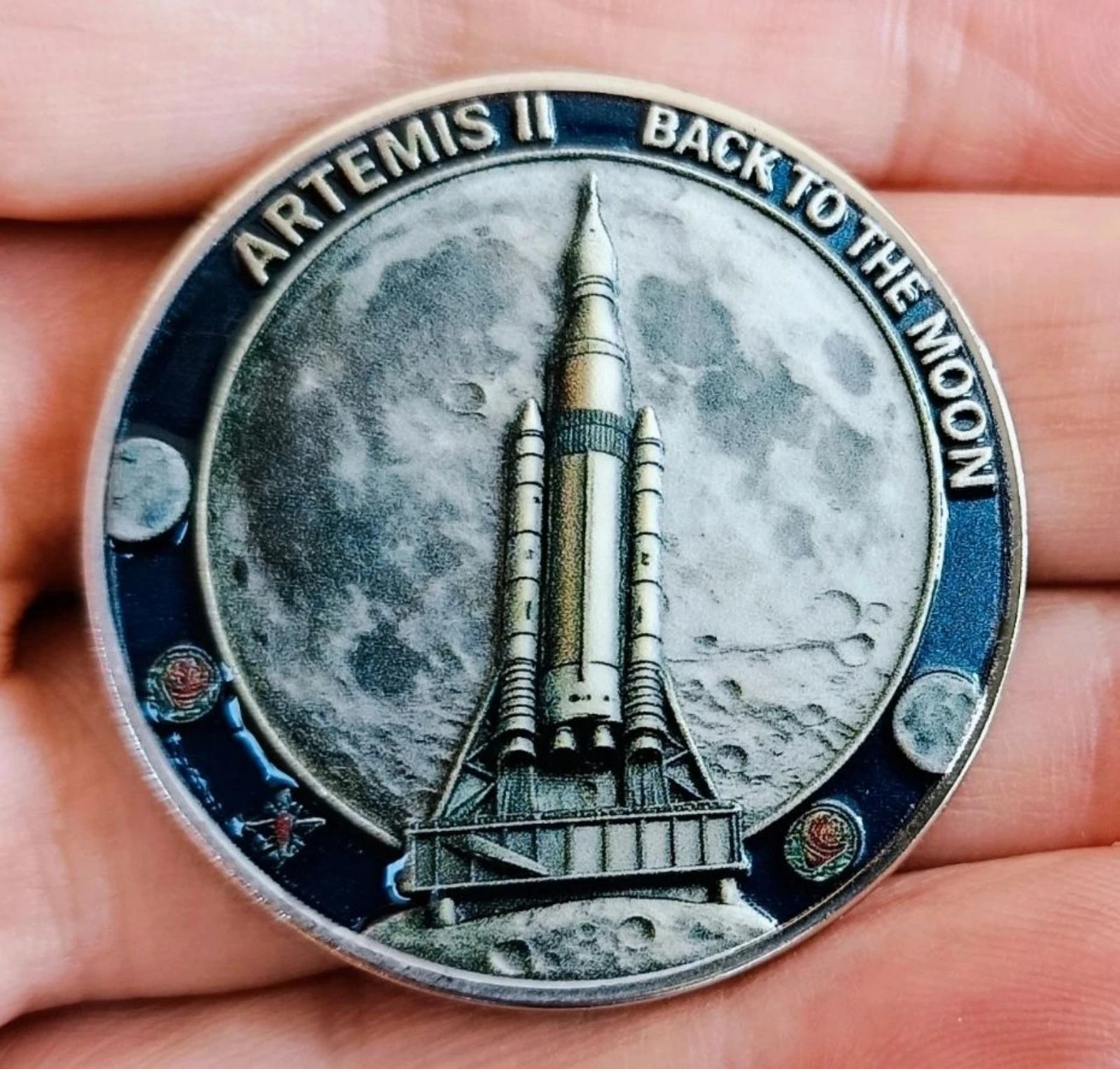 Linda medalha, tema conquista espacial, missão Artemis II – photo 2